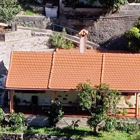 Nuevitas I Hermigua